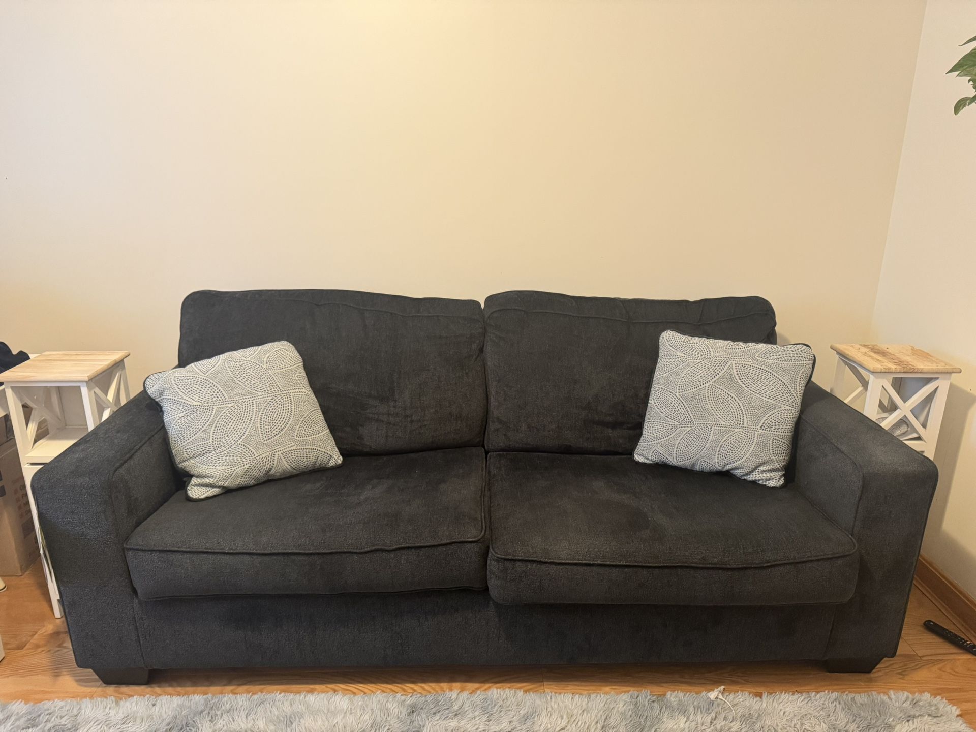 Queen Sleeper Sofa In Great Condition For Sale!
