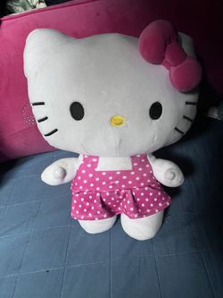 HELLO KITTY by Sanrio