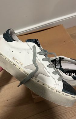 Golden goose shoes hi star