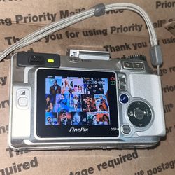 Fujifilm FinePix E550 6.3MP Super CCD