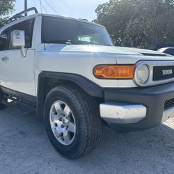 2010 Toyota FJ Cruiser