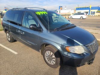 2006 Chrysler Town and Country LX