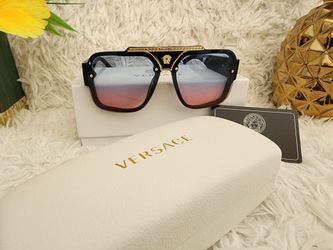 Sunglasses 👓