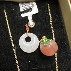 white Jade necklace 