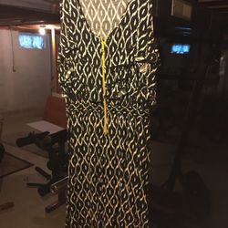 Black And White Dress-size m