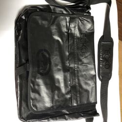 Ecko Messenger bag