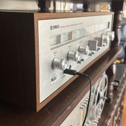 Yamaha CR-620 Stereo Receiver