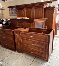 Cherry-Wood Kitchen Cabinets- Tops & Bottoms With LED Lights- Excellent Condition