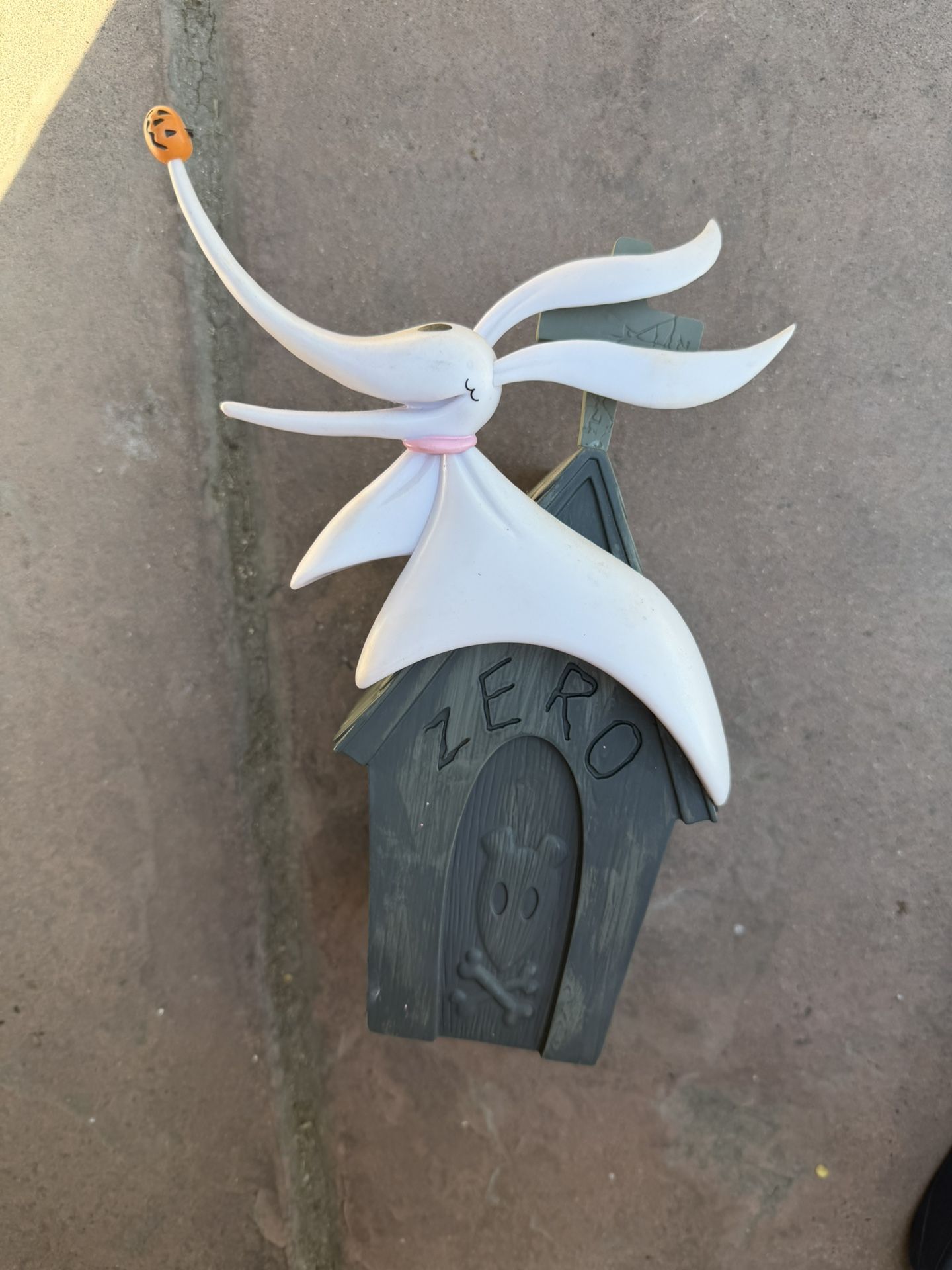 Loungefly Nightmare Before Christmas Zero’s Doghouse Makeup Brush Holder