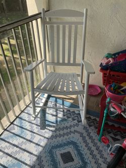 Rocking Chair 
