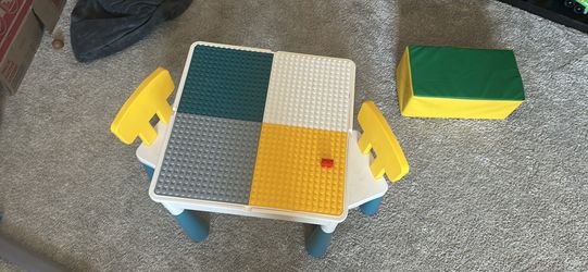 Indoor & Outdoor Kids 5-In-1 Build & Play Activity Table Set