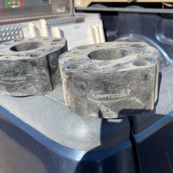 Daystar 2-1/2 inch Leveling Block 