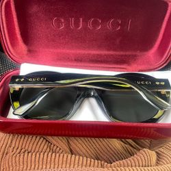 GUCCI Sun Glasés
