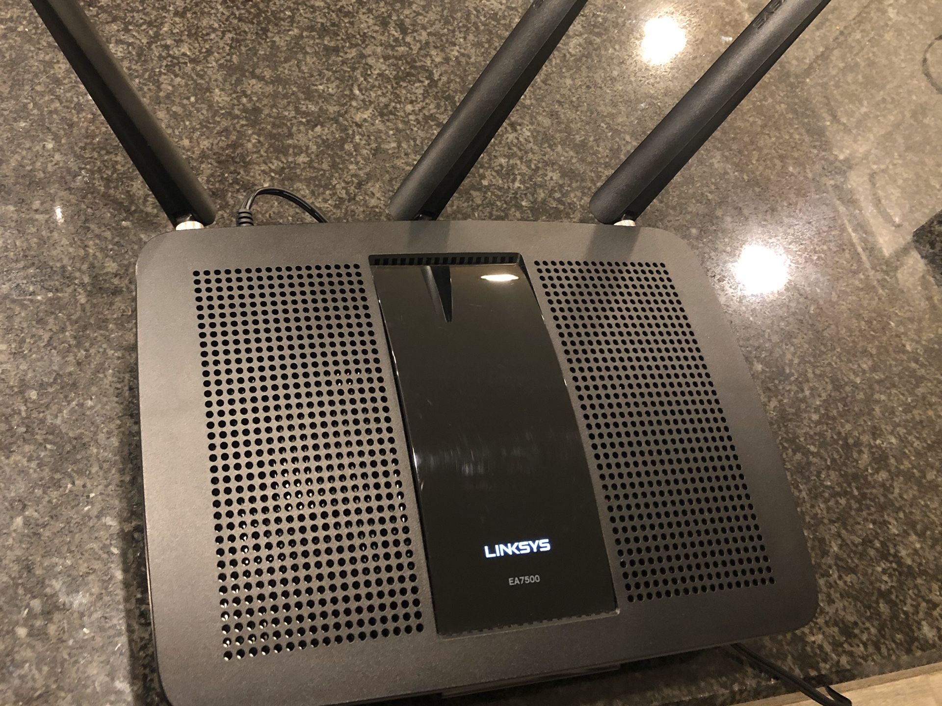 LINKSYS Router
