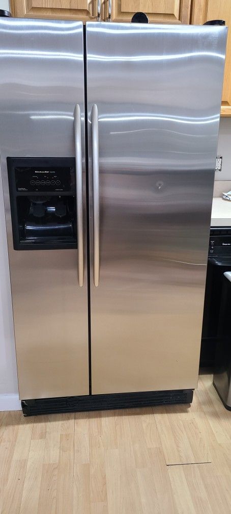 Kitchen Aid Stainless Steel 33" Inch, Double Door Refrigerator 