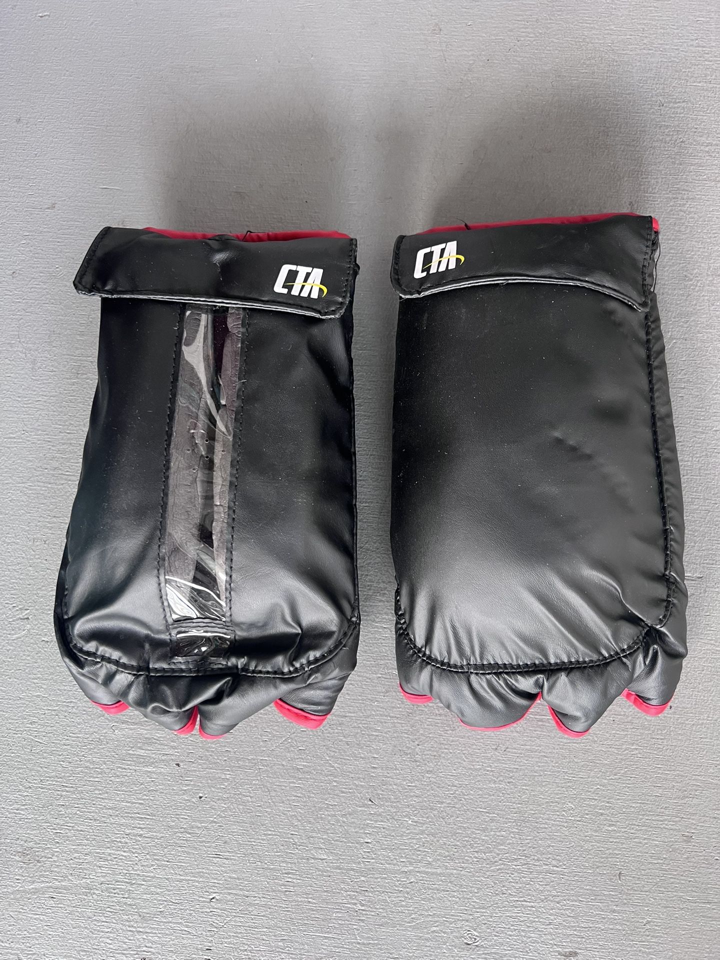 Nintendo Wii CTA Boxing Gloves