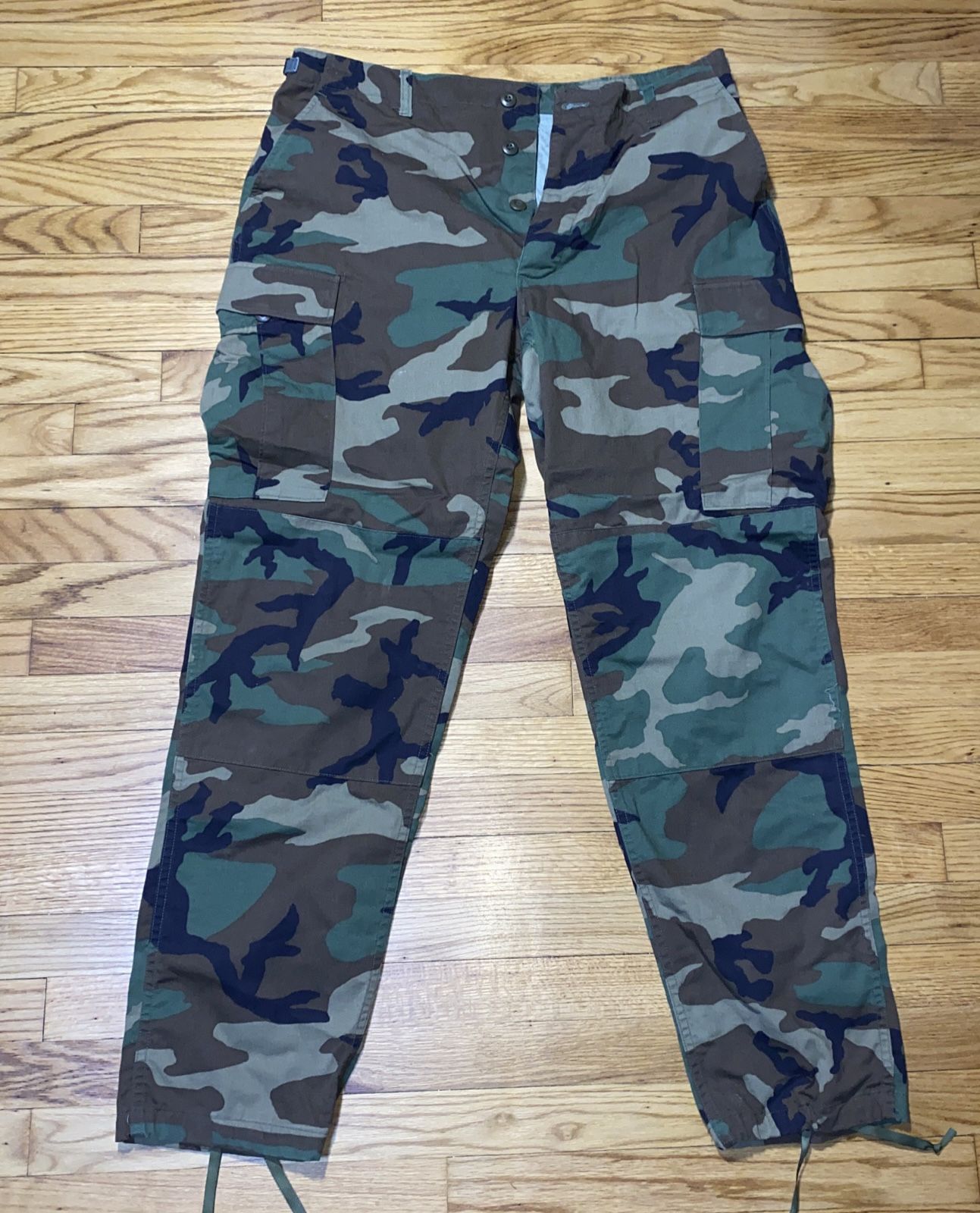 Trousers Woodland Camo pants, Men’s Sz L-long Waist 35-39 Length 32 1/2-35 1/2