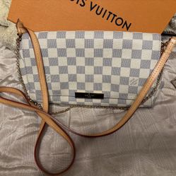 Authentic Louis Vuitton Favorite Crossbody