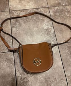 Micheal Kors Crossbody Purse