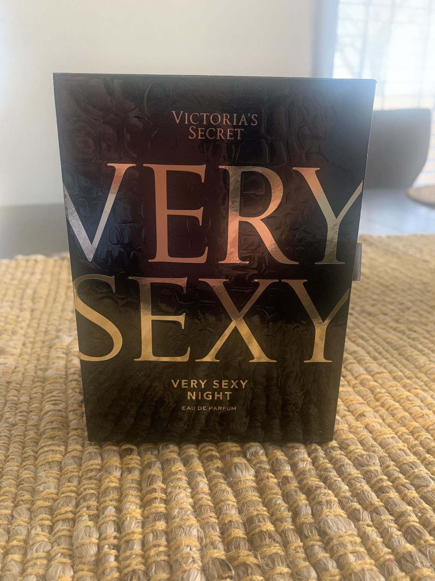 Women’s great perfume! Absolutely new!