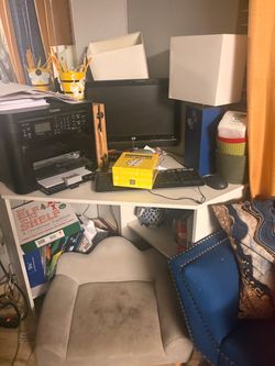 Computer desk and computer