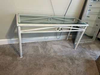 Decorative table