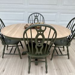 Dining Table And Chairs - Extendable 