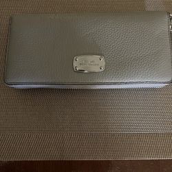 Wallet MK Grey Good Conditions