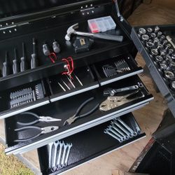 Complete Tools Kit Set With Cabinet Box and Cart Brand New In Box