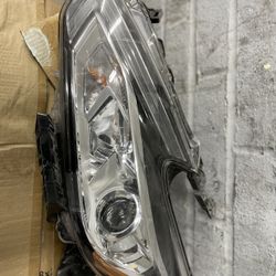 Left Headlight Nissan Altima 18