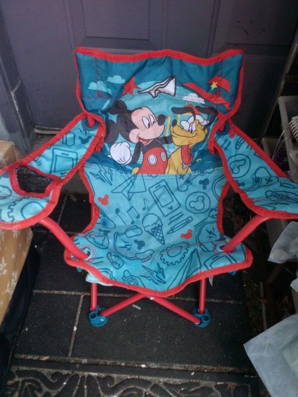 Mickey And Plato Fold Up Chair