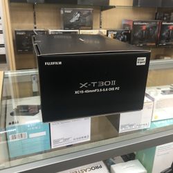 Fujifilm Kit Lens. X-T30 II Mirrorless Camera With 15-45mm