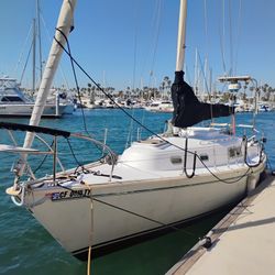 1980 Pearson 30