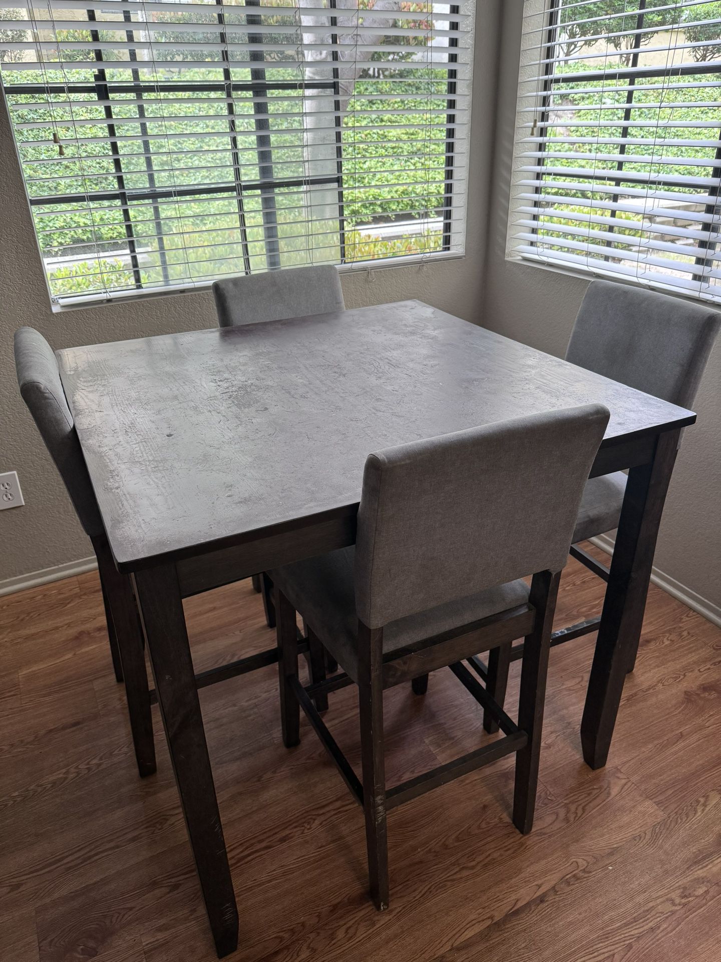 FREE!!!! Dining Table With 4 Chairs & Desk/drawers