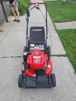Lawnmover Troy Bilt Self Propelled In Excellents Conditions