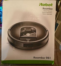 ROOMBA VACUUM ROBOT