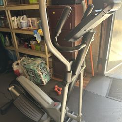 Pro Form Elliptical Exercise Machine 