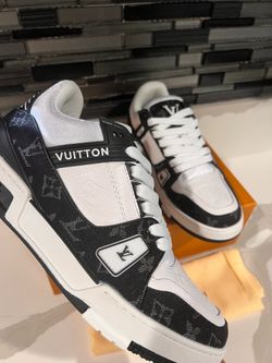 Designer tenis shoe