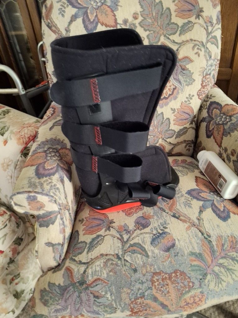 Walking Boot