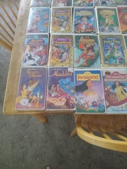 29 Disney Vhs Tapes 