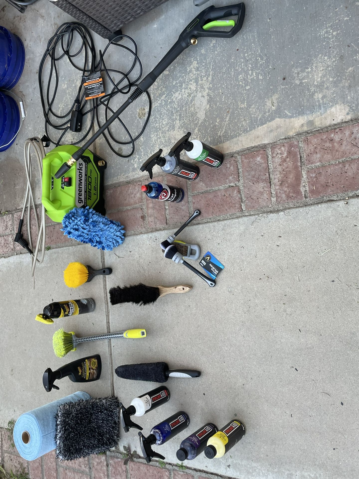 Car Detailing Kit (Everything Almost Brand New)