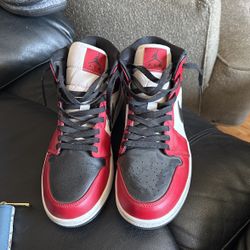 Air Jordan Mid