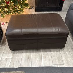 Plush Leather Ottoman With Fold Out Twin Bed   