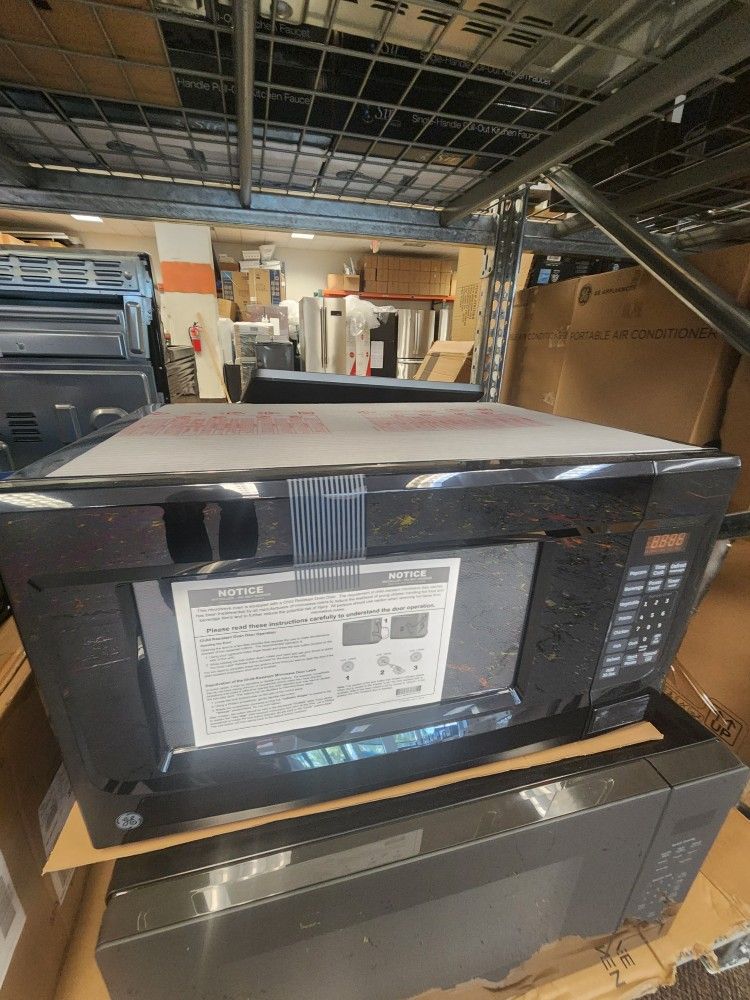 Ge 1.4 Cu Ft Countertop Microwave