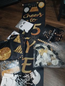 Black & Gold Decoration