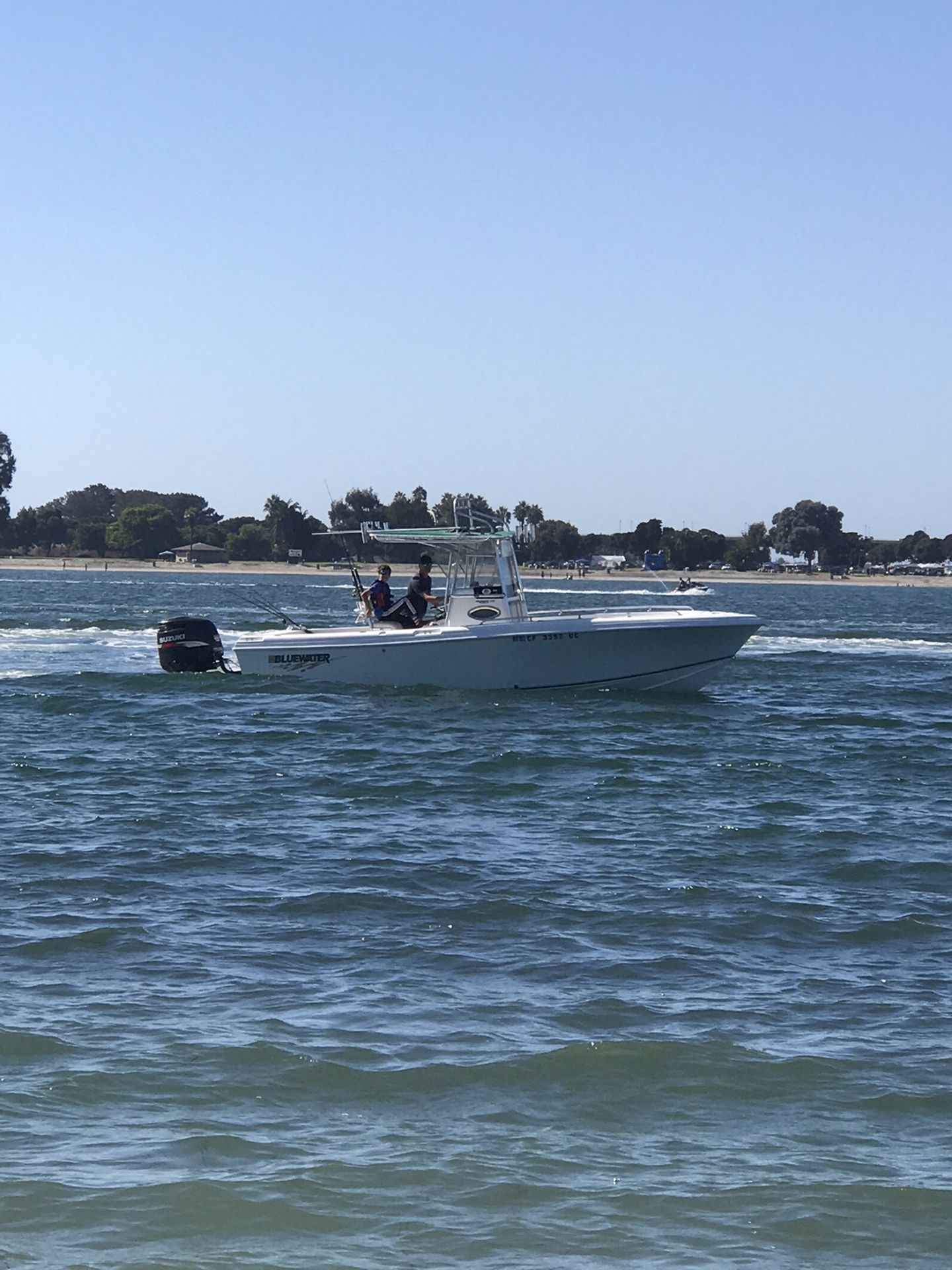 Blue water 2350 Center Console 2008