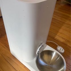 PETKIT 12 Cups 2.85L cat dog auto feeder W6.7 x D 12.5 x H 12.6”