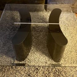 🪞 Modern 36” Square Tempered Glass Coffee Table | Sculptural Black Base