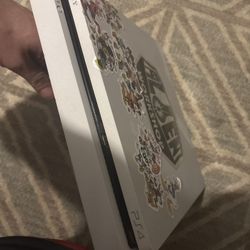 PS4 Has Games, Wires And Controller