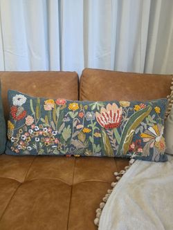 Long plush pillow
